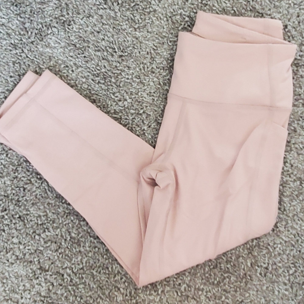 Like New Cropped Knockout Leggings Blush